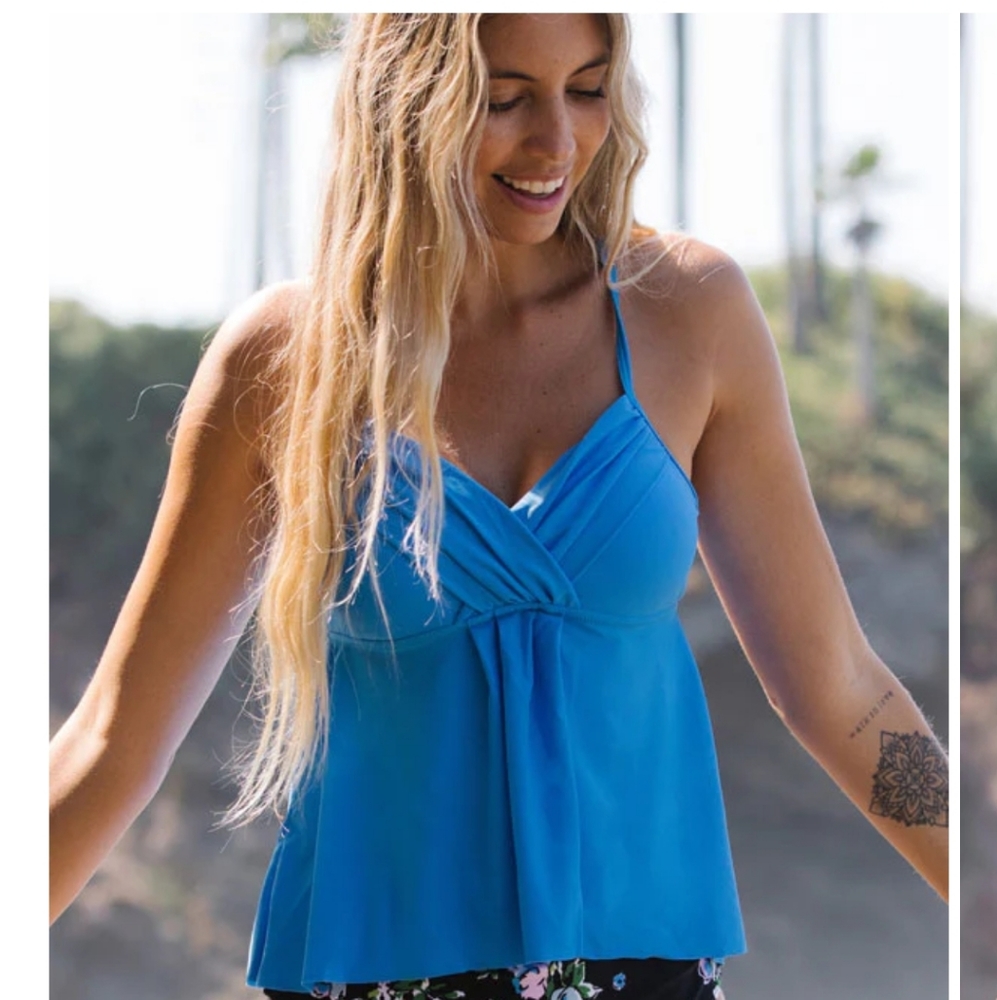 BeachSissi NWT Criss Cross Back Tankini - M
